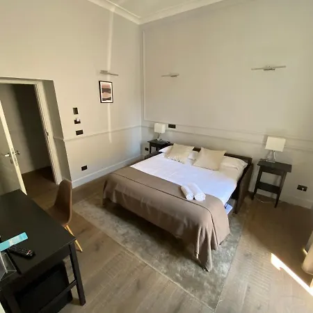 Holidays Navona 4*