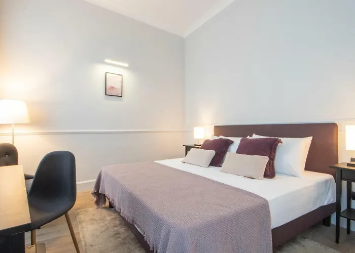 Holidays Navona بيت ضيافة